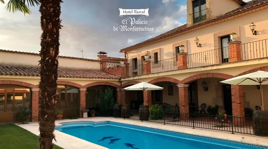 El Palacio de Monfarracinos El Palacio de Monfarracinos