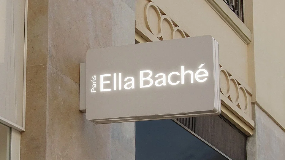 Ella Baché Ella Baché